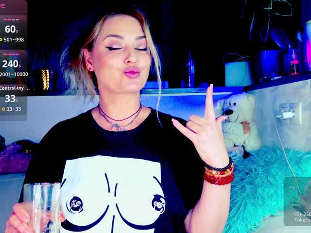 _JuliaSpace_ live cam preview