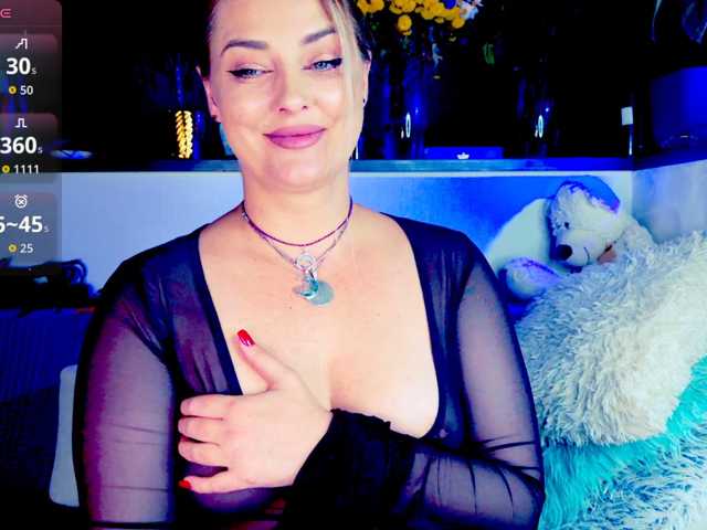-JuliaSpace- live cam on BongaCams