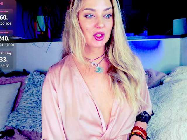 -JuliaSpace- live cam
