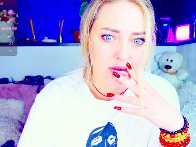 -juliaspace- live sex