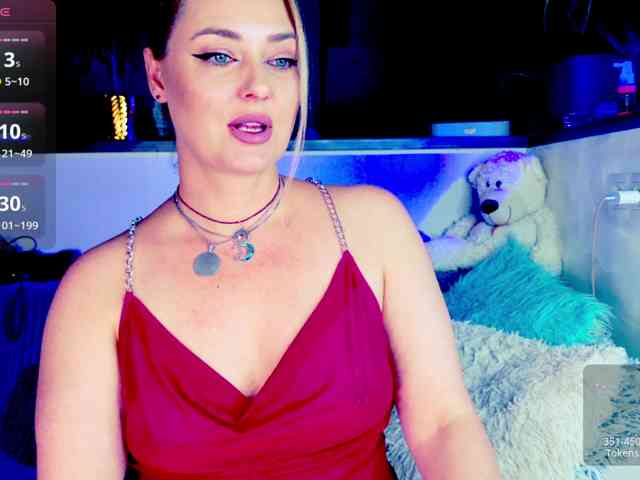 -JuliaSpace- - Girl 