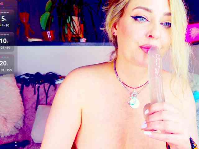 -JuliaSpace- Sex Cam Show
