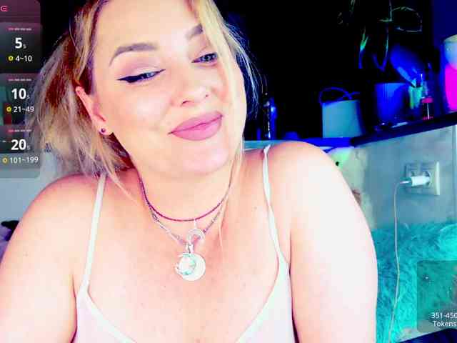 -JuliaSpace- -JuliaSpace-