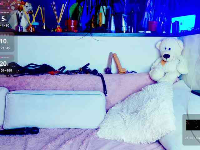 -JuliaSpace- Live Webcam on BongaCams