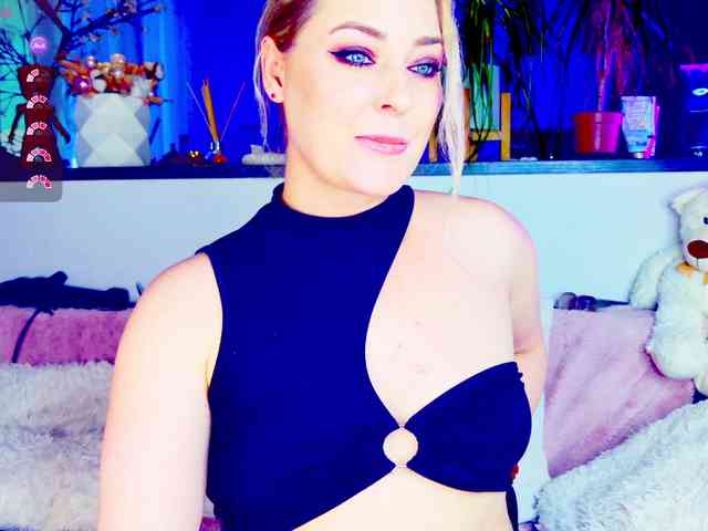 -JuliaSpace- -JuliaSpace-