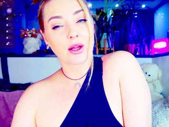 Модель: _JuliaSpace_