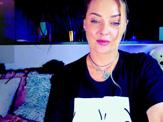 -JuliaSpace- -JuliaSpace-