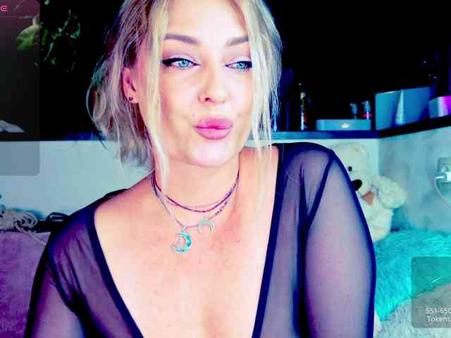 _JuliaSpace_ webcam