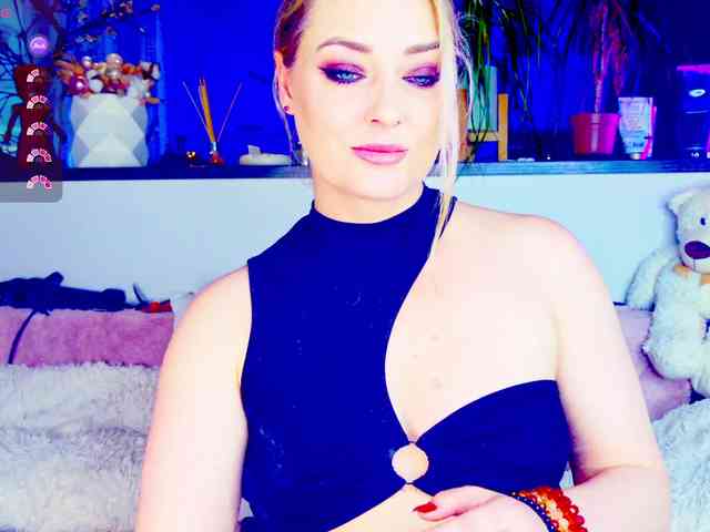 -JuliaSpace- -JuliaSpace-