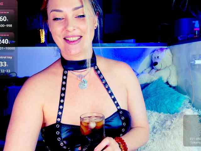 -JuliaSpace- -JuliaSpace-