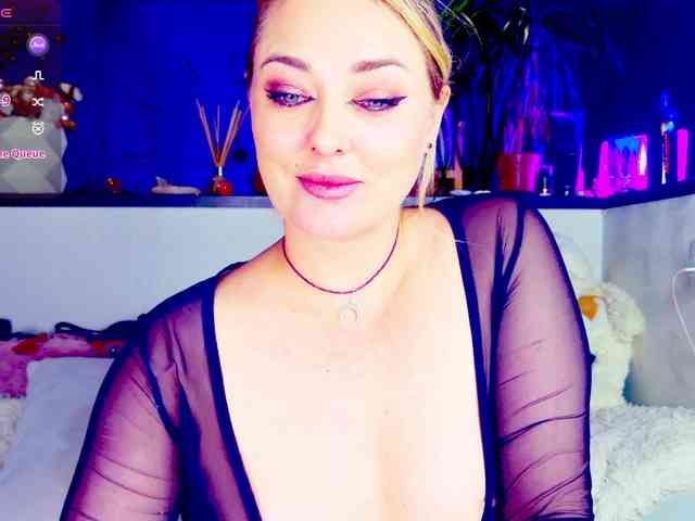 -JuliaSpace- -JuliaSpace-