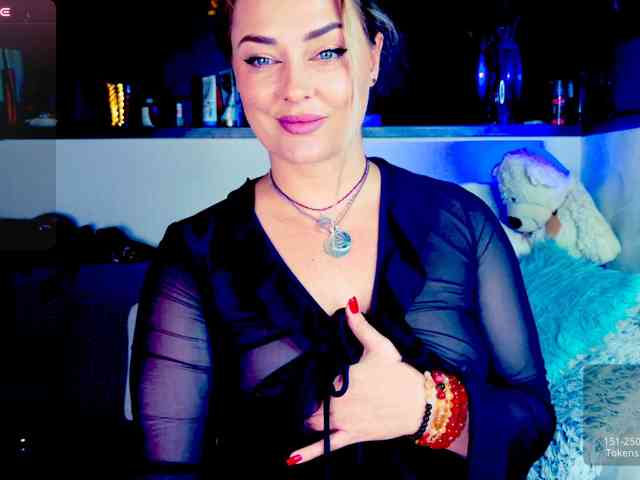-JuliaSpace- -JuliaSpace-