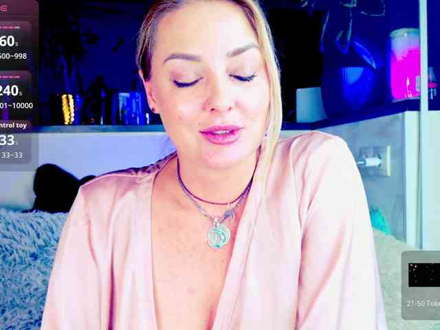-JuliaSpace- -JuliaSpace-