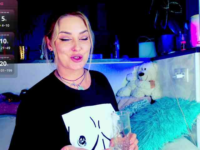 -JuliaSpace- -JuliaSpace-
