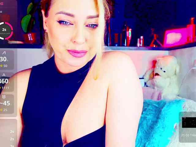 -JuliaSpace- Sex Cam Show