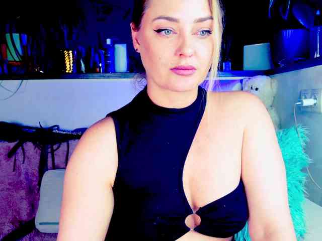 -JuliaSpace- - Girl 