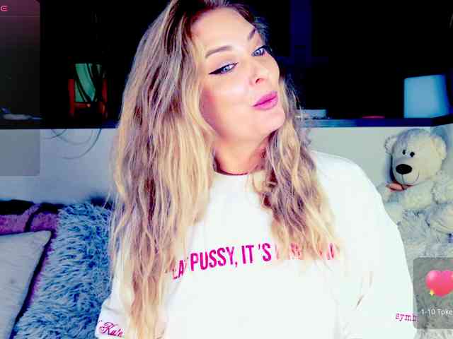 -JuliaSpace- -JuliaSpace-