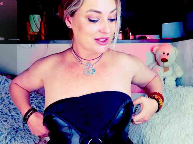 _JuliaSpace_ webcam