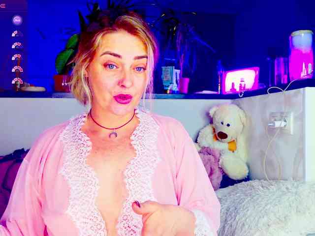 -JuliaSpace- -JuliaSpace-