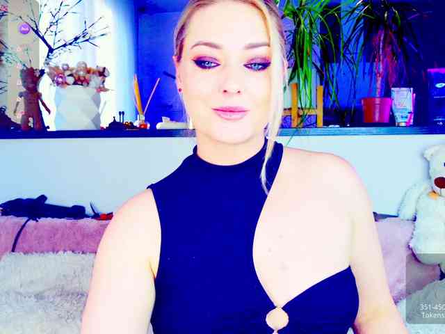 -JuliaSpace- -JuliaSpace-