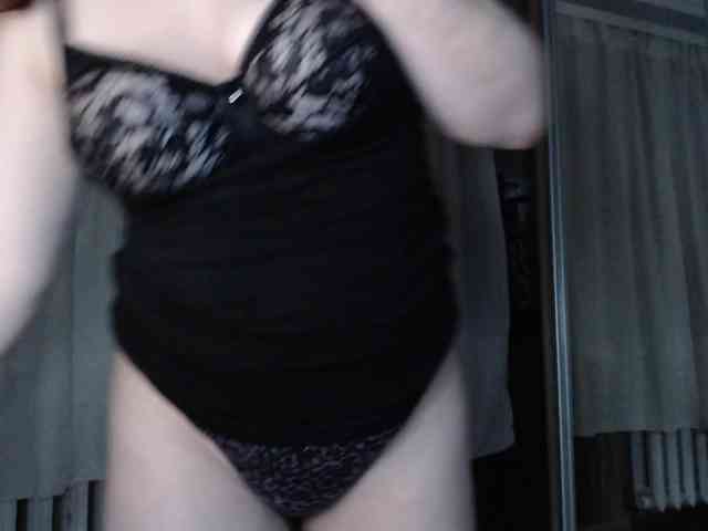 HotSexyMrs webcam