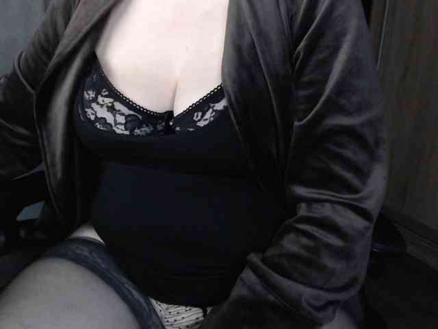 HotSexyMrs webcam