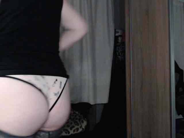 Modella: HotSexyMrs