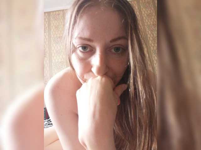 Viktoria-play live cam on BongaCams