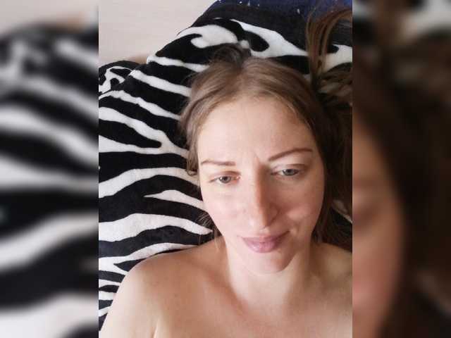 Viktoria-play live cam on BongaCams
