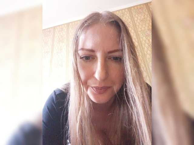 Viktoria-play live cam on BongaCams