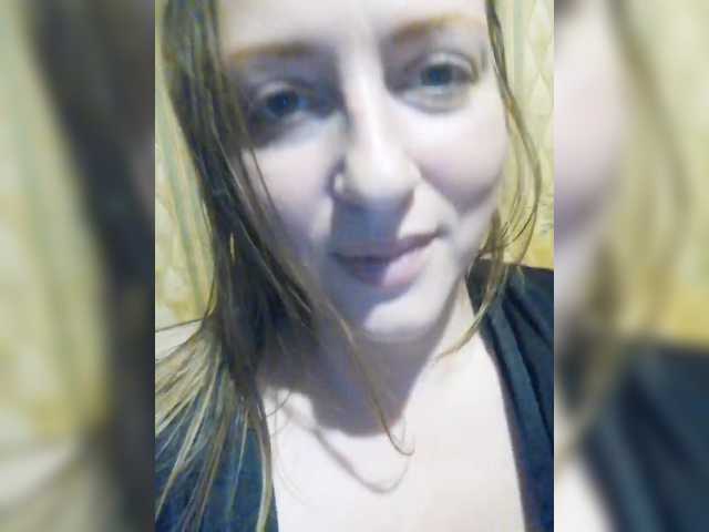 Viktoria-play live cam on BongaCams