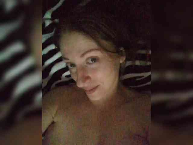 Viktoria-play Live Webcam on BongaCams