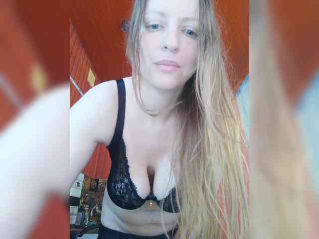 Viktoria-play Sex Cam Show