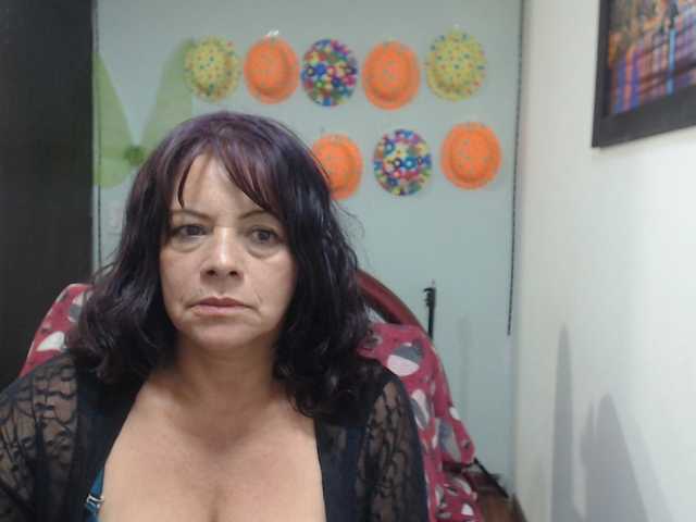 sexititshot12 live webcam show