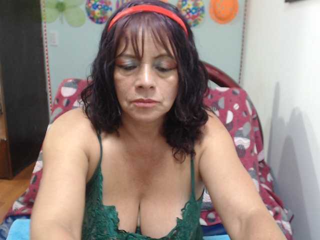 sexititshot12 live cam on BongaCams