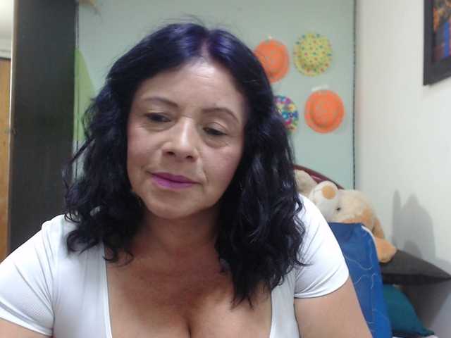sexititshot12 live cam on BongaCams