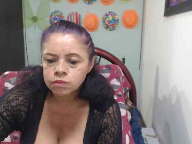 sexititshot12