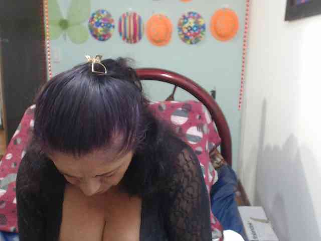 sexititshot12 webcam