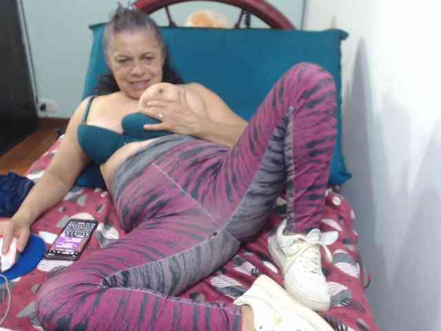 sexititshot12