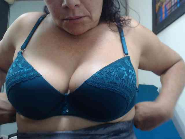 sexititshot12 webcam