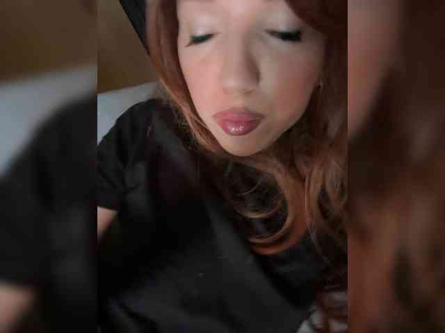 BadDoll webcam