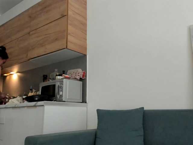 bubble-gum122 live cam on BongaCams