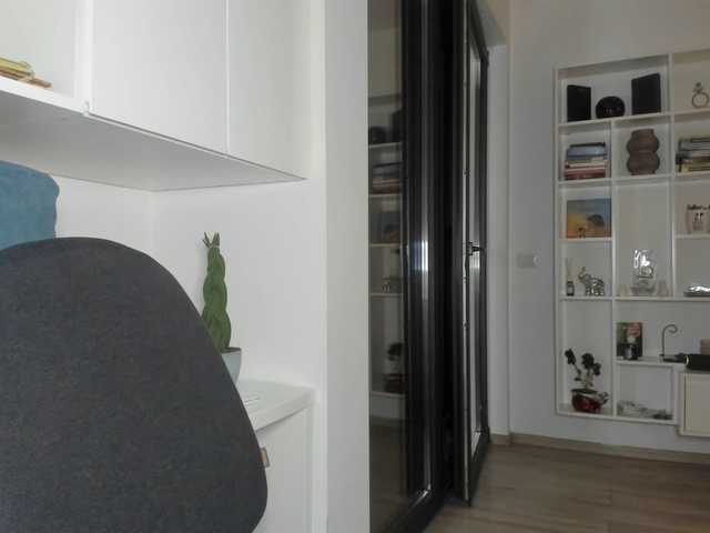 bubble-gum122's BongaCams show and profile