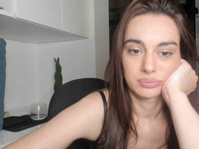 bubble-gum122's BongaCams show and profile