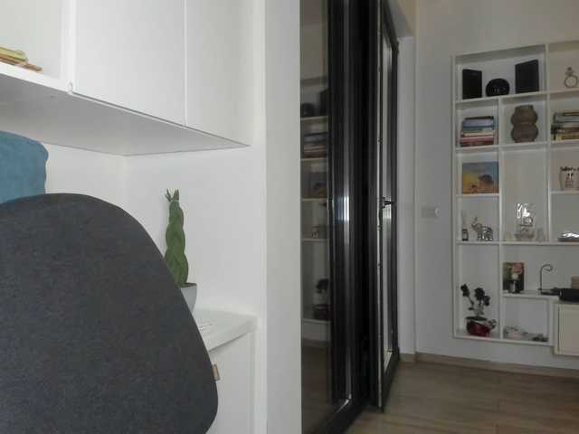 bubble-gum122's BongaCams show and profile