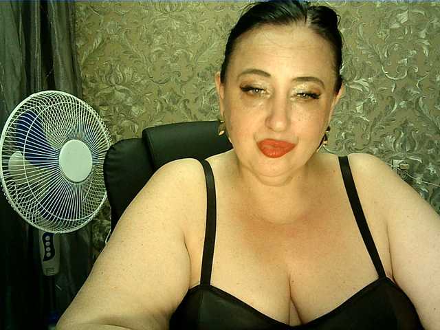 hotangel-fun1 live cam on BongaCams
