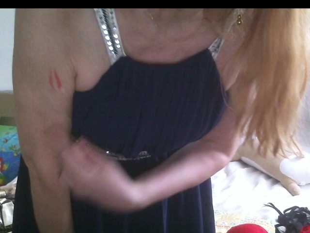 LIliana77777's BongaCams show and profile