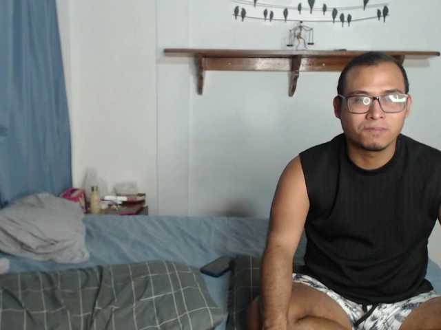 couplesexxx28 live cam on BongaCams