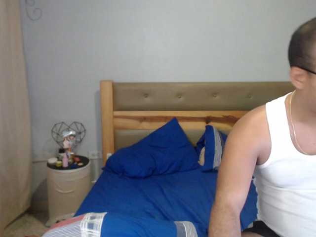 couplesexxx28 live cam on BongaCams