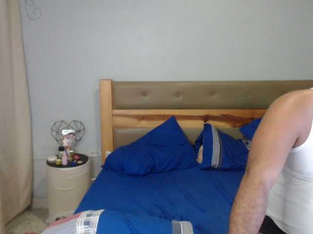 couplesexxx28 live cam on BongaCams